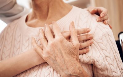 Cuidado de personas mayores por horas vs internas