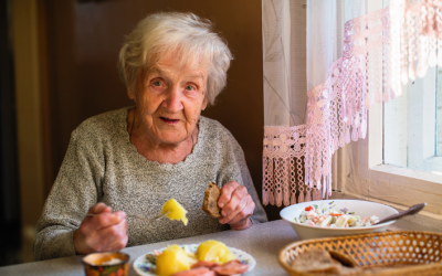 Pirámide de la alimentación saludable para las personas mayores